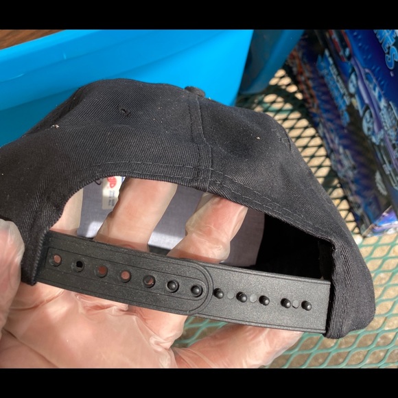 Hat - Picture 3 of 3